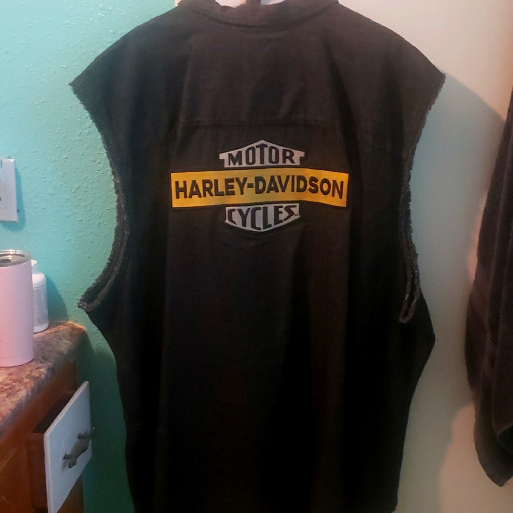 Harley davidson sleeveless button up